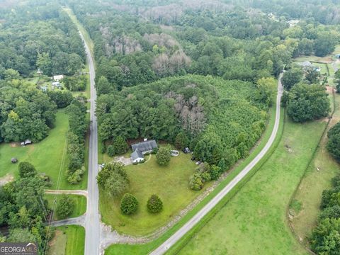 598 Beavers RD Grantville GA 30220