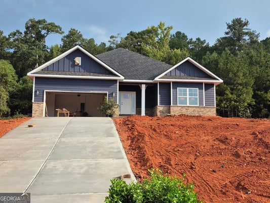 1033 HOLLIDAY PASS, GRIFFIN, GA 30223 - Image f78aa39f45e54acb13c7c4e6520cbff5/117101163