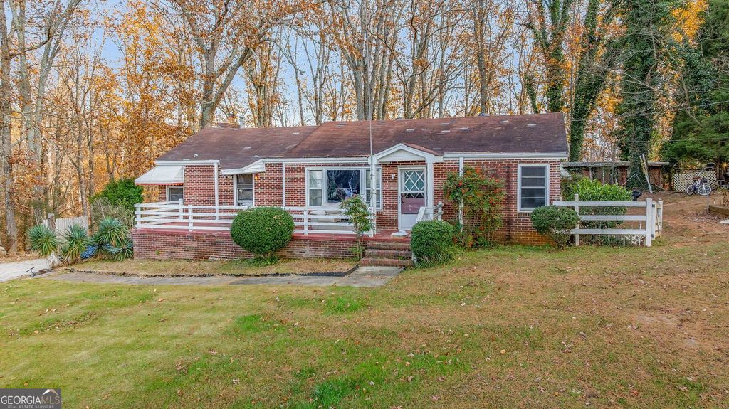 Photo of 2626 White Sulphur Road, Gainesville, GA 30501 (MLS # 10650070)