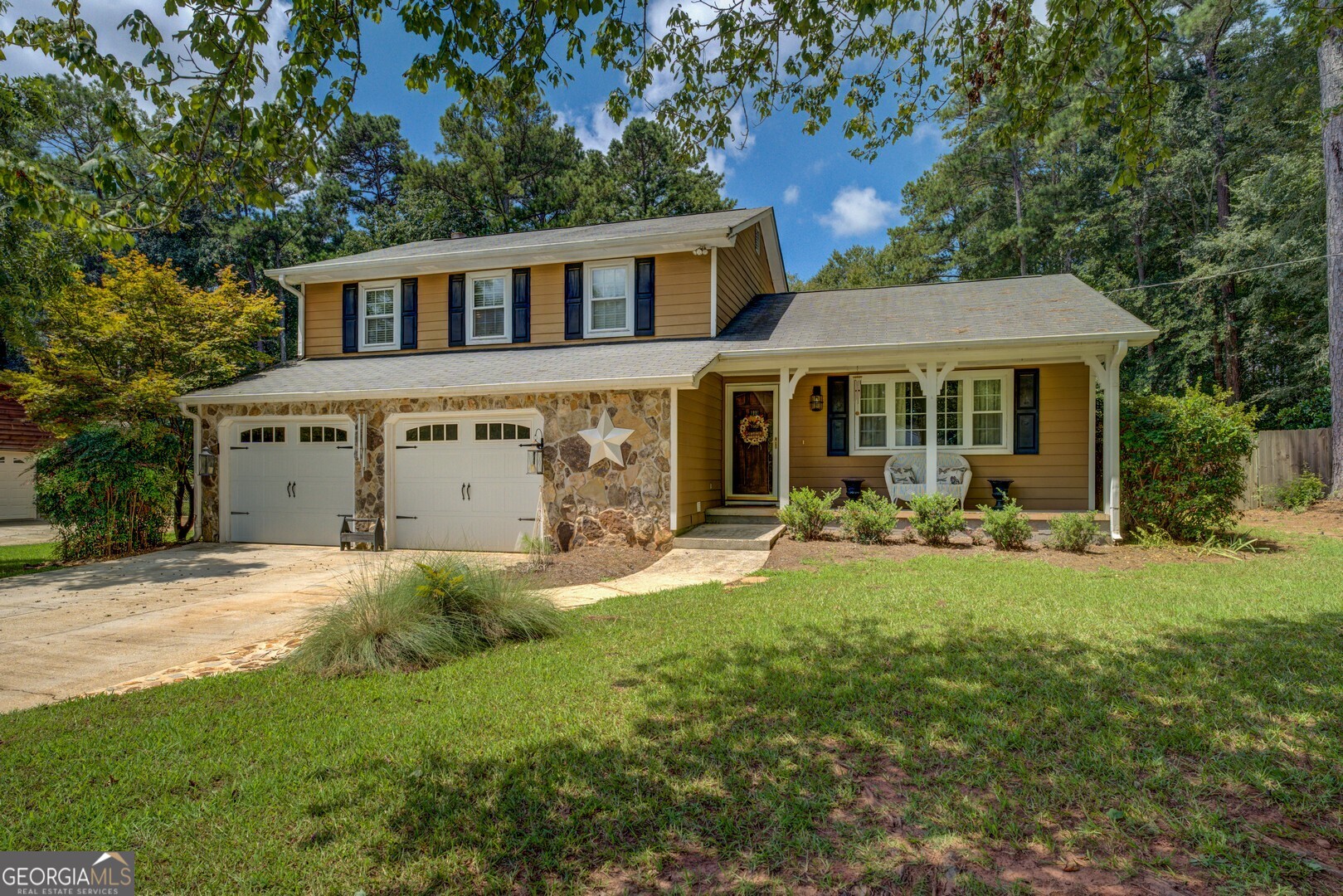 180 Cowan DR