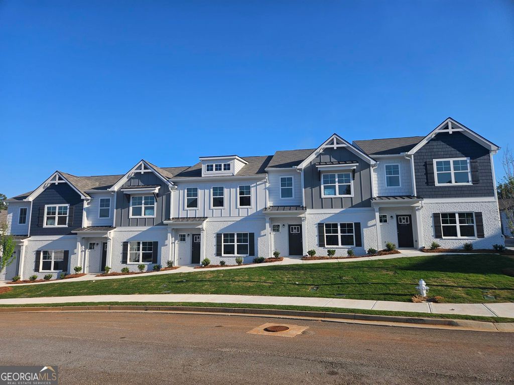 Photo of 2710 Sandy Road, Conyers, GA 30013 (MLS # 10736287)