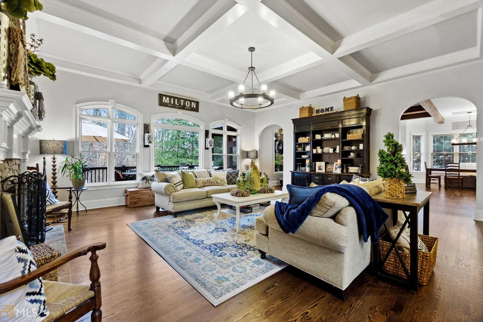 Triple Crown - Residential
