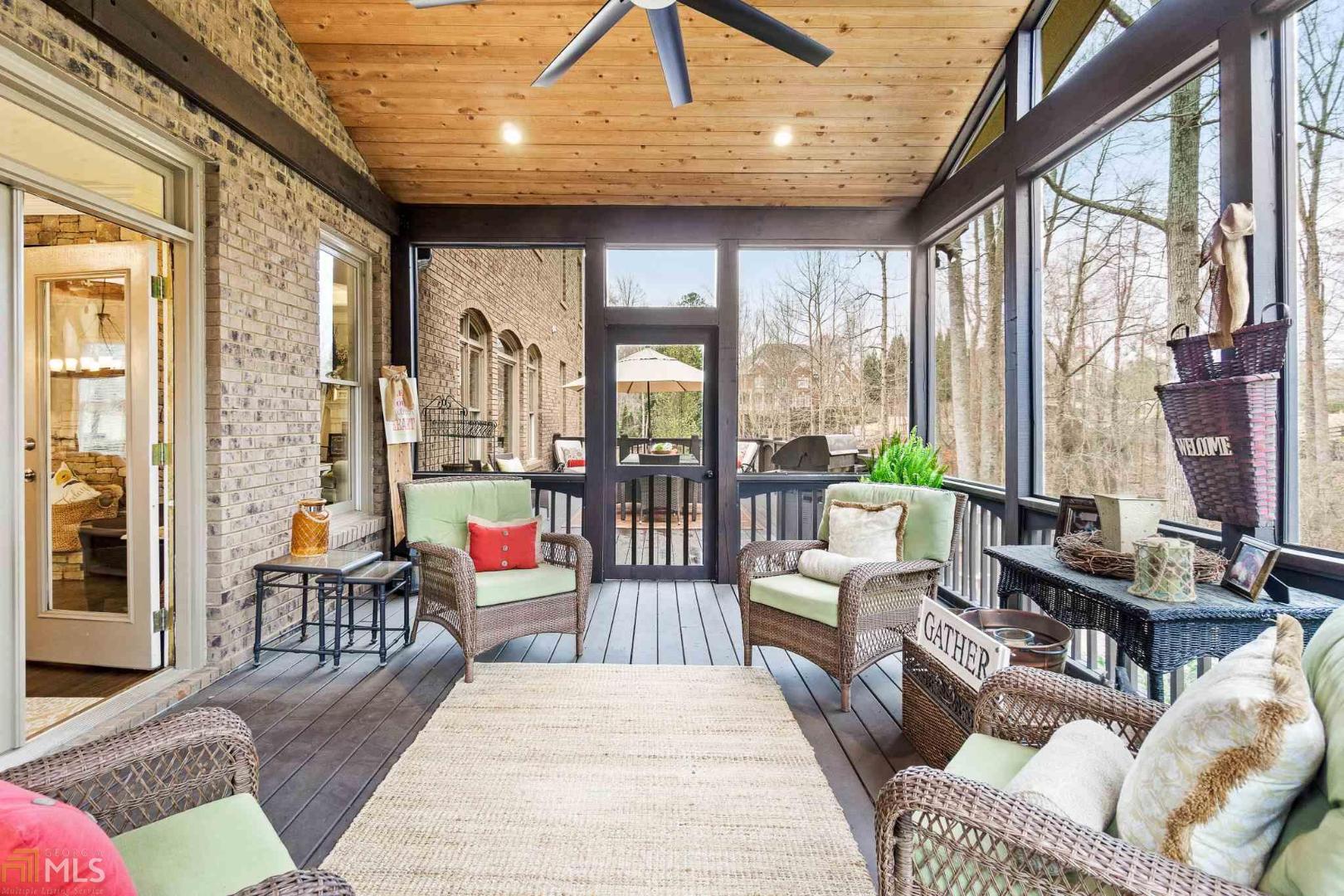 Triple Crown - Residential