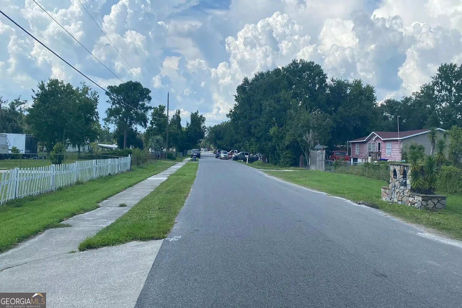418 Glenn RD