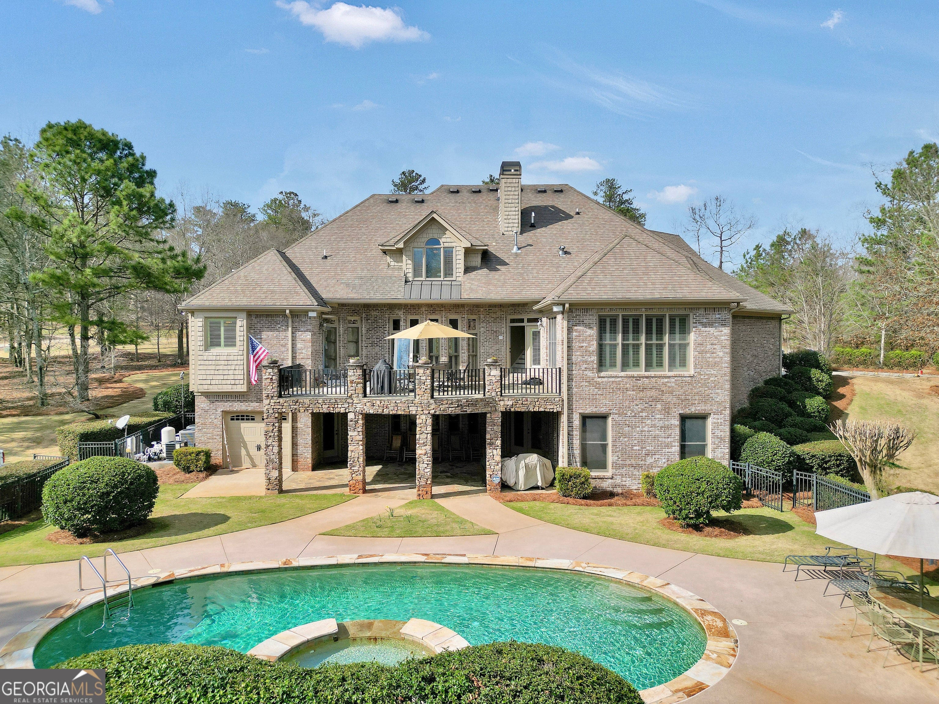 610 Elliott RD