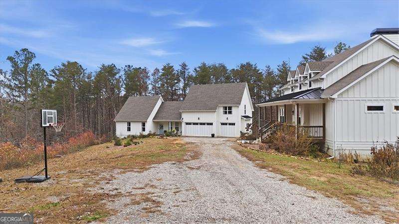 744 Moores Gin RD