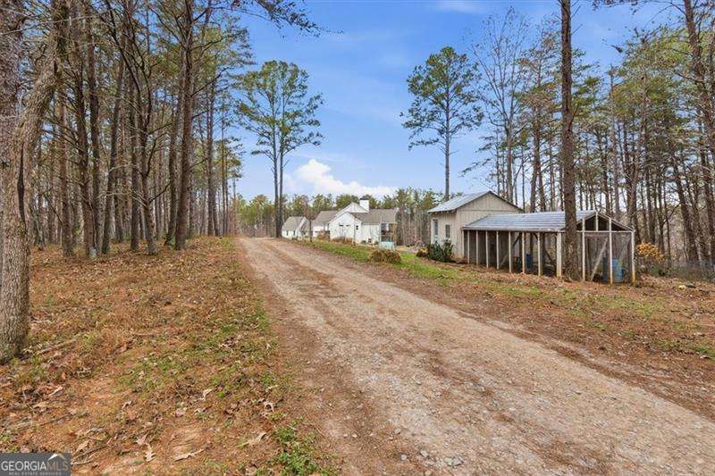 744 Moores Gin RD