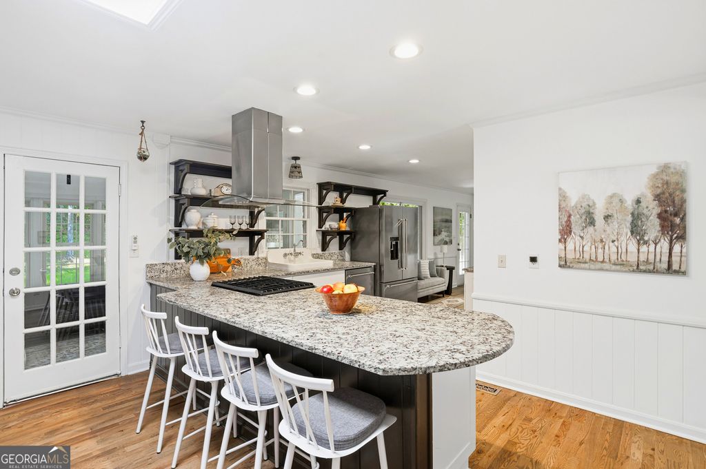 Photo of 2825 Overlook Drive NE, Atlanta, GA 30345 (MLS # 10767506)
