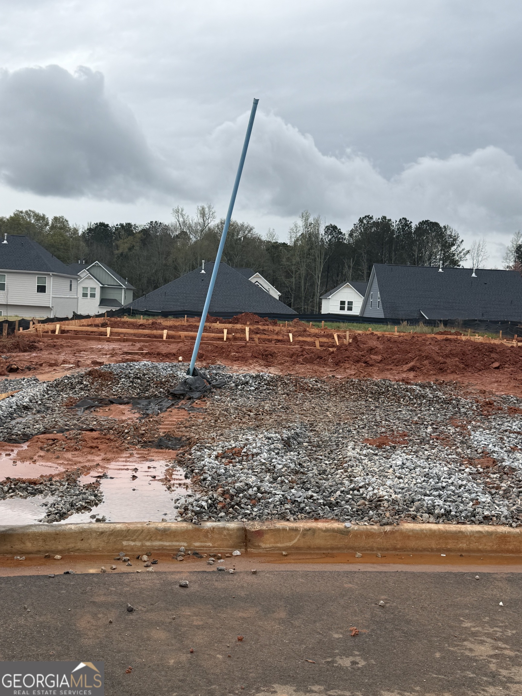 101 FAULKNER CIR