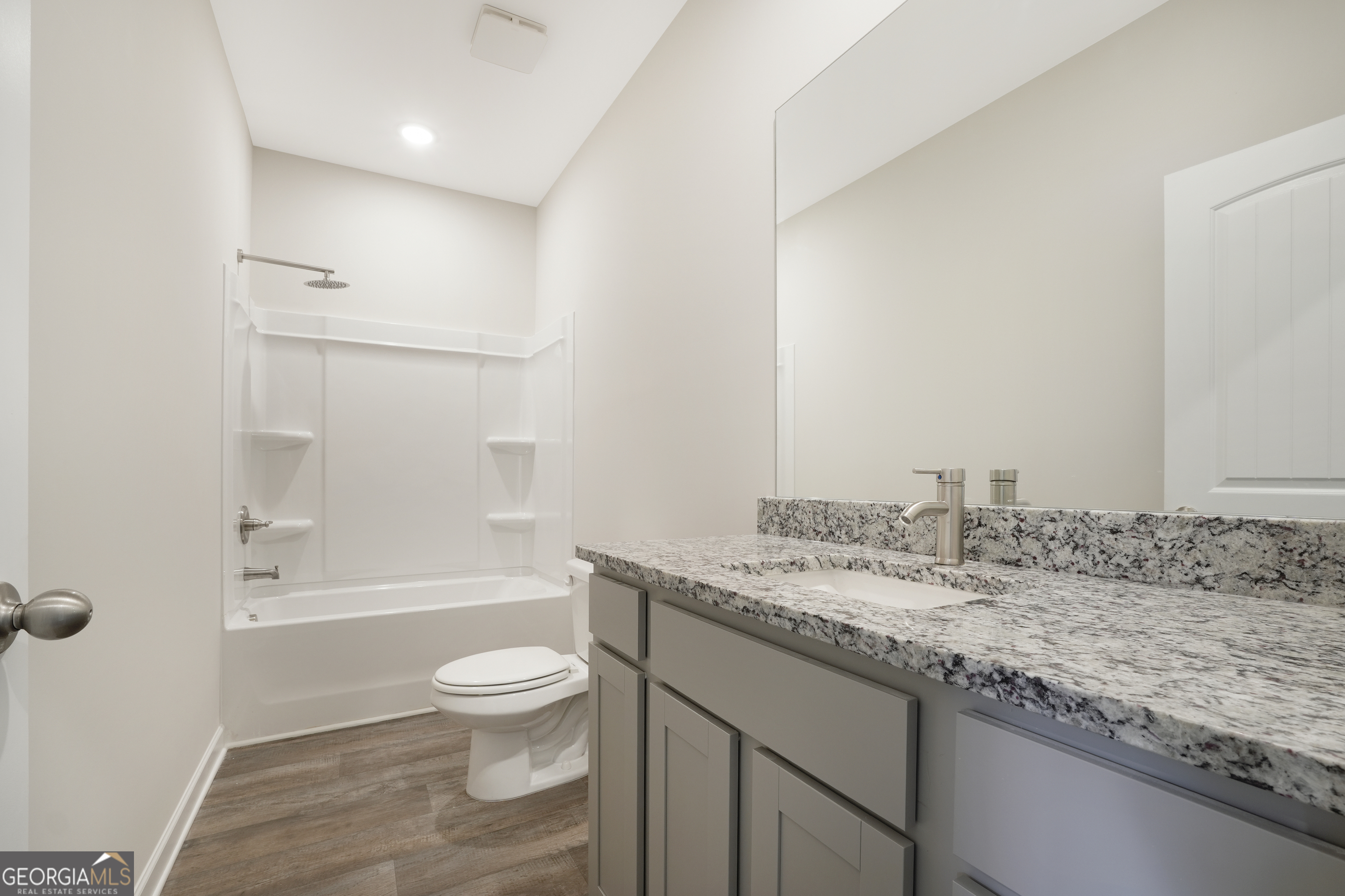 101 FAULKNER CIR