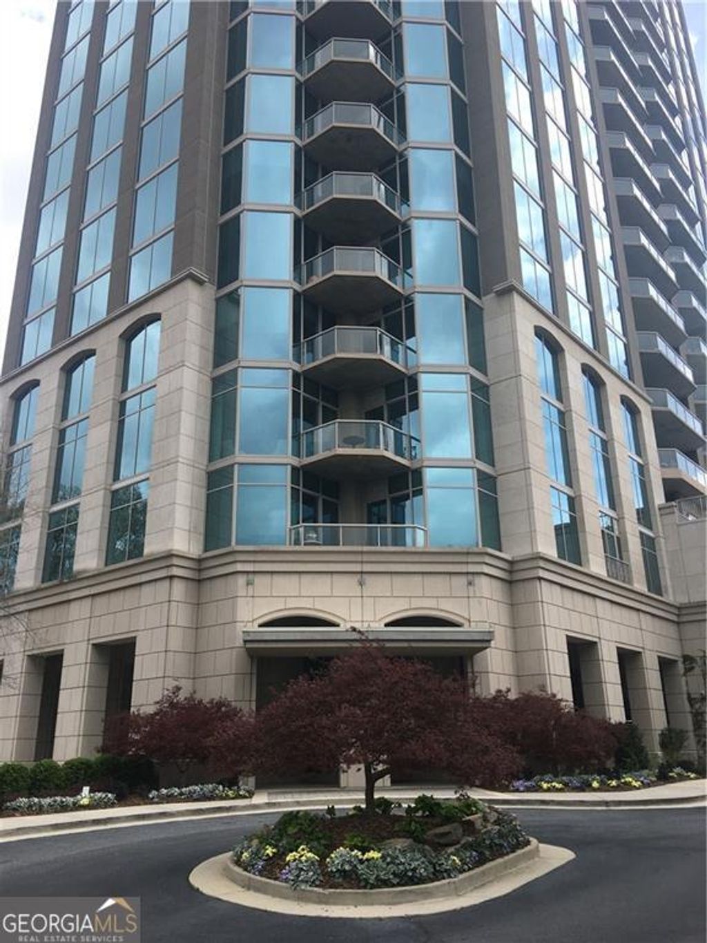 Photo of 2795 Peachtree Road #709, Atlanta, GA 30305 (MLS # 10662901)