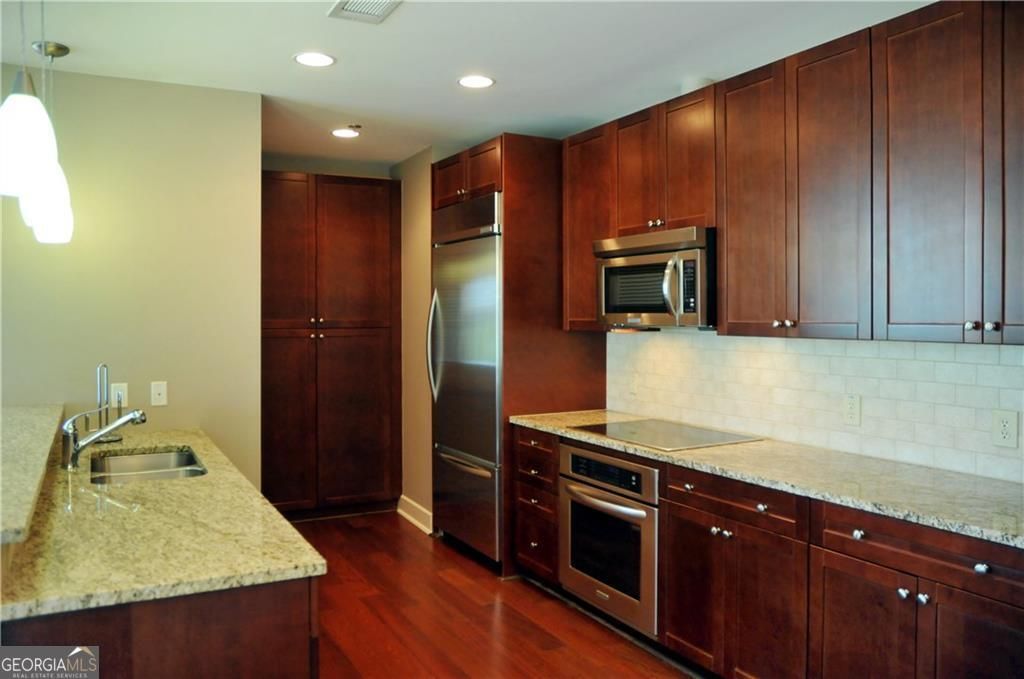 Photo of 2795 Peachtree Road #709, Atlanta, GA 30305 (MLS # 10662901)