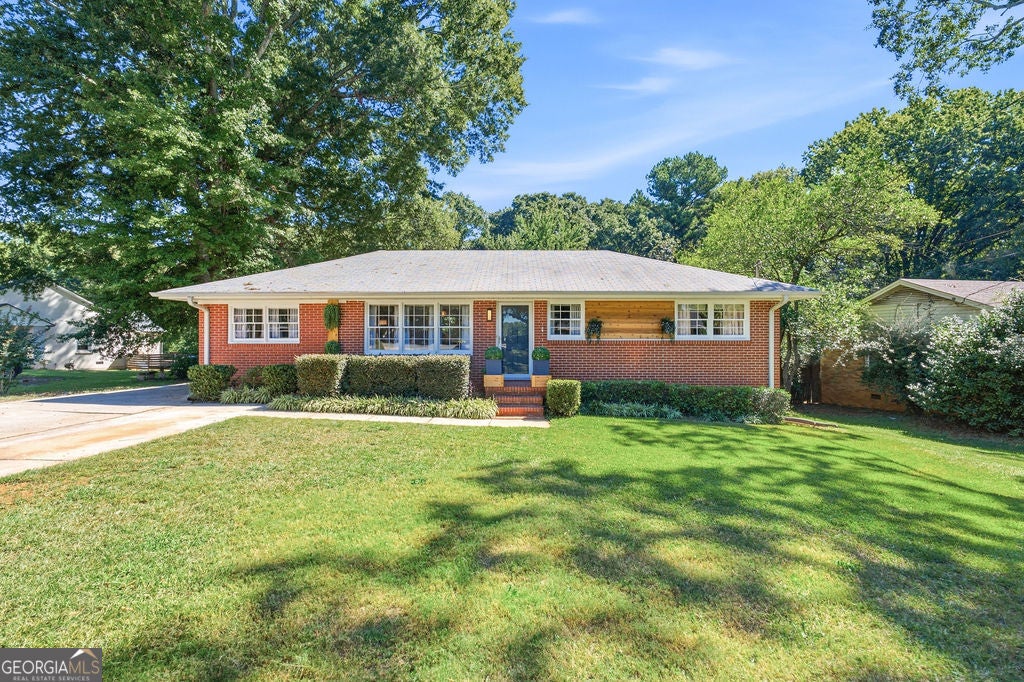1001 Green Hill Dr