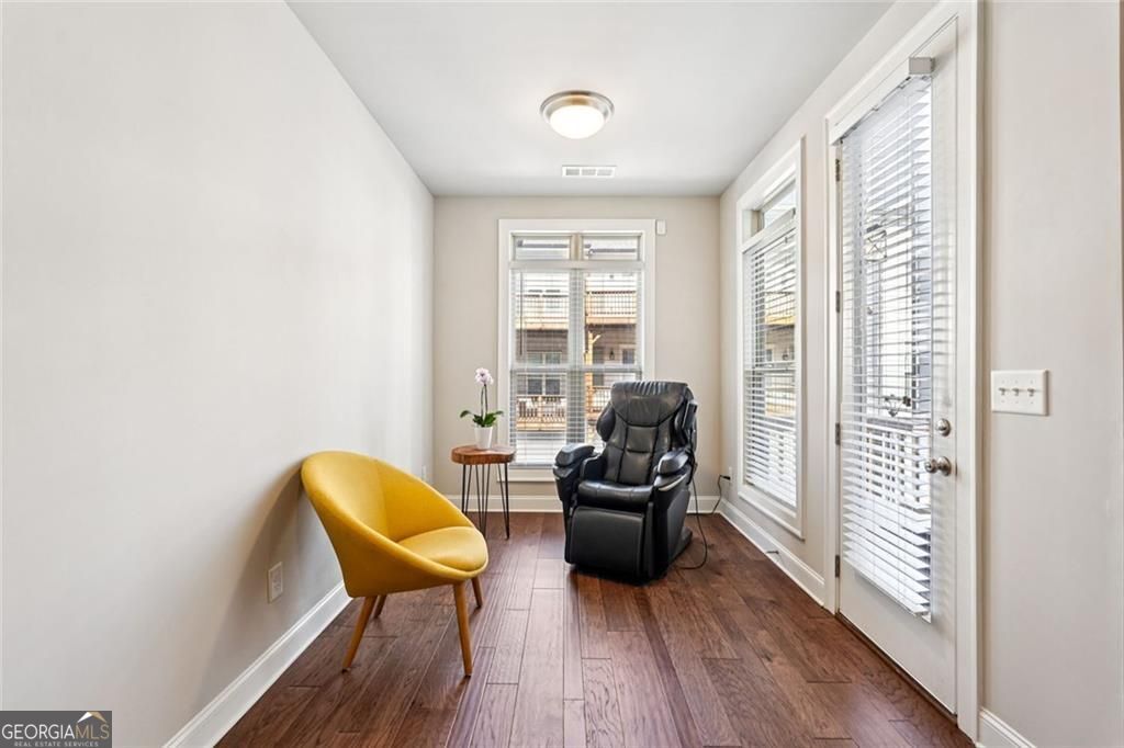 Sandy Springs, Georgia 30342, United States, 3 Bedrooms Bedrooms, ,4 BathroomsBathrooms,Residential,Active,166273