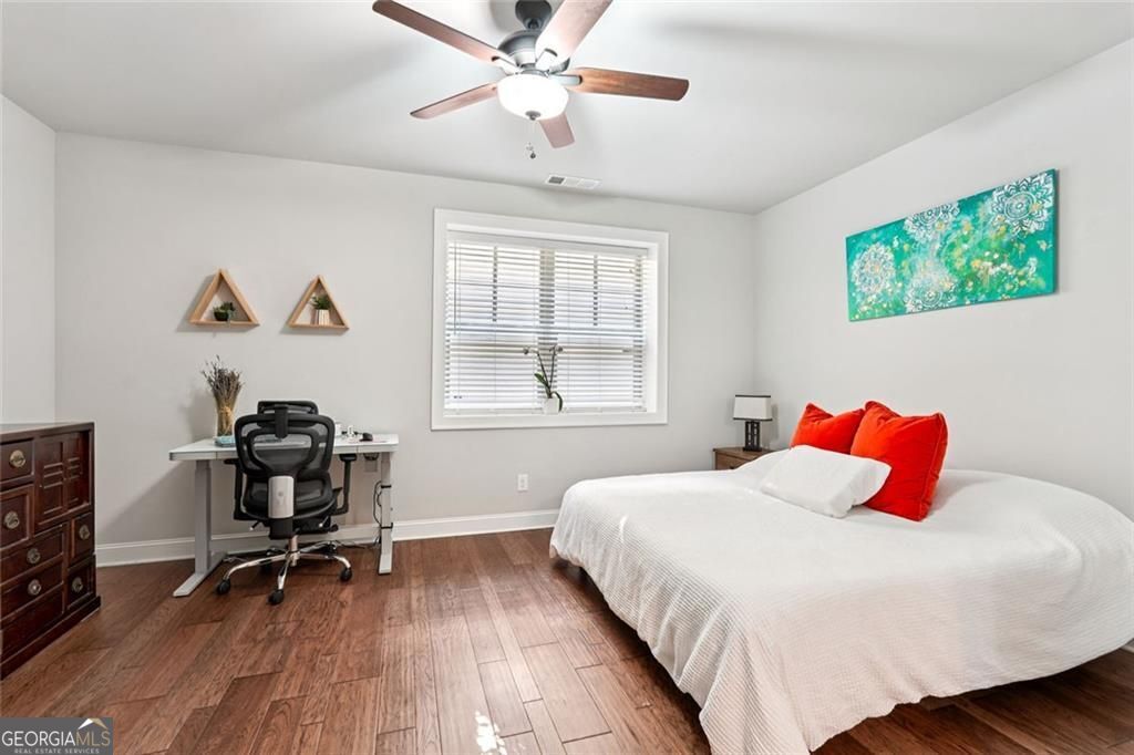 Sandy Springs, Georgia 30342, United States, 3 Bedrooms Bedrooms, ,4 BathroomsBathrooms,Residential,Active,166273