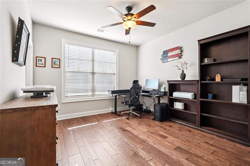 Sandy Springs, Georgia 30342, United States, 3 Bedrooms Bedrooms, ,4 BathroomsBathrooms,Residential,Active,166273