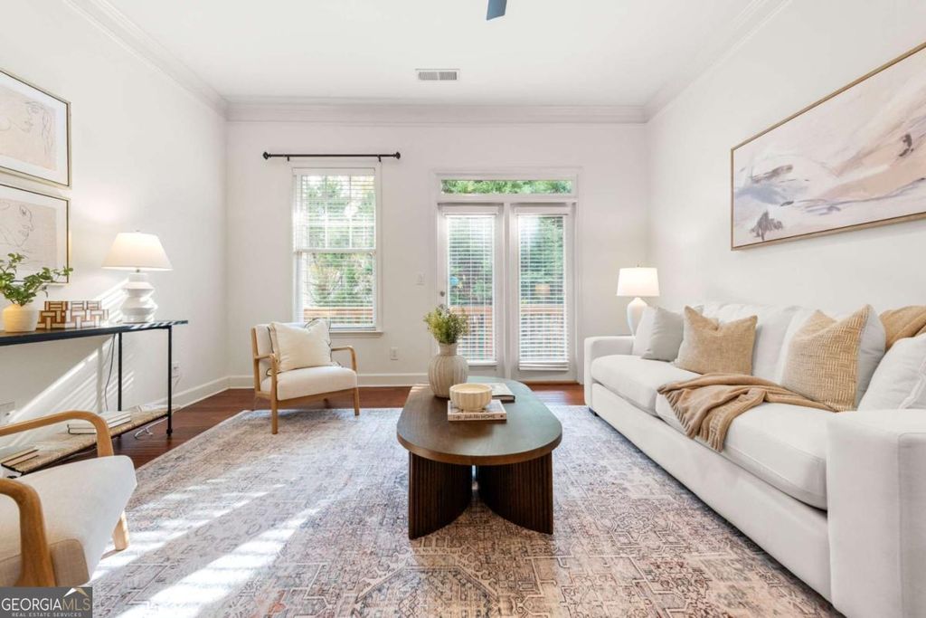 Photo of 2052 Cobblestone Circle NE, Atlanta, GA 30319 (MLS # 10668154)