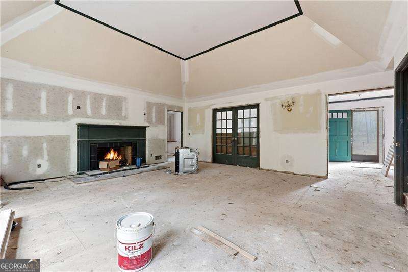 3655 E Fairview RD SW