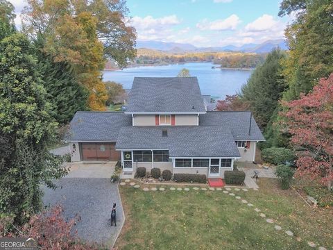 A home in Hiawassee