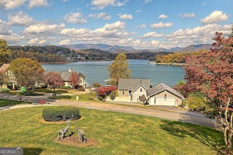 A home in Hiawassee