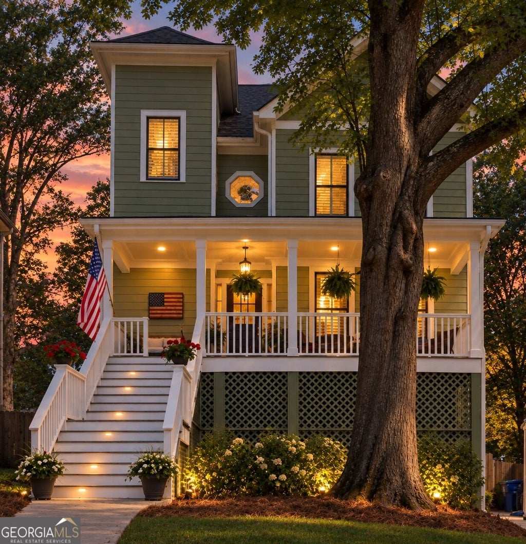 Photo of 997 Longley Avenue NW, Atlanta, GA 30318 (MLS # 10849414)