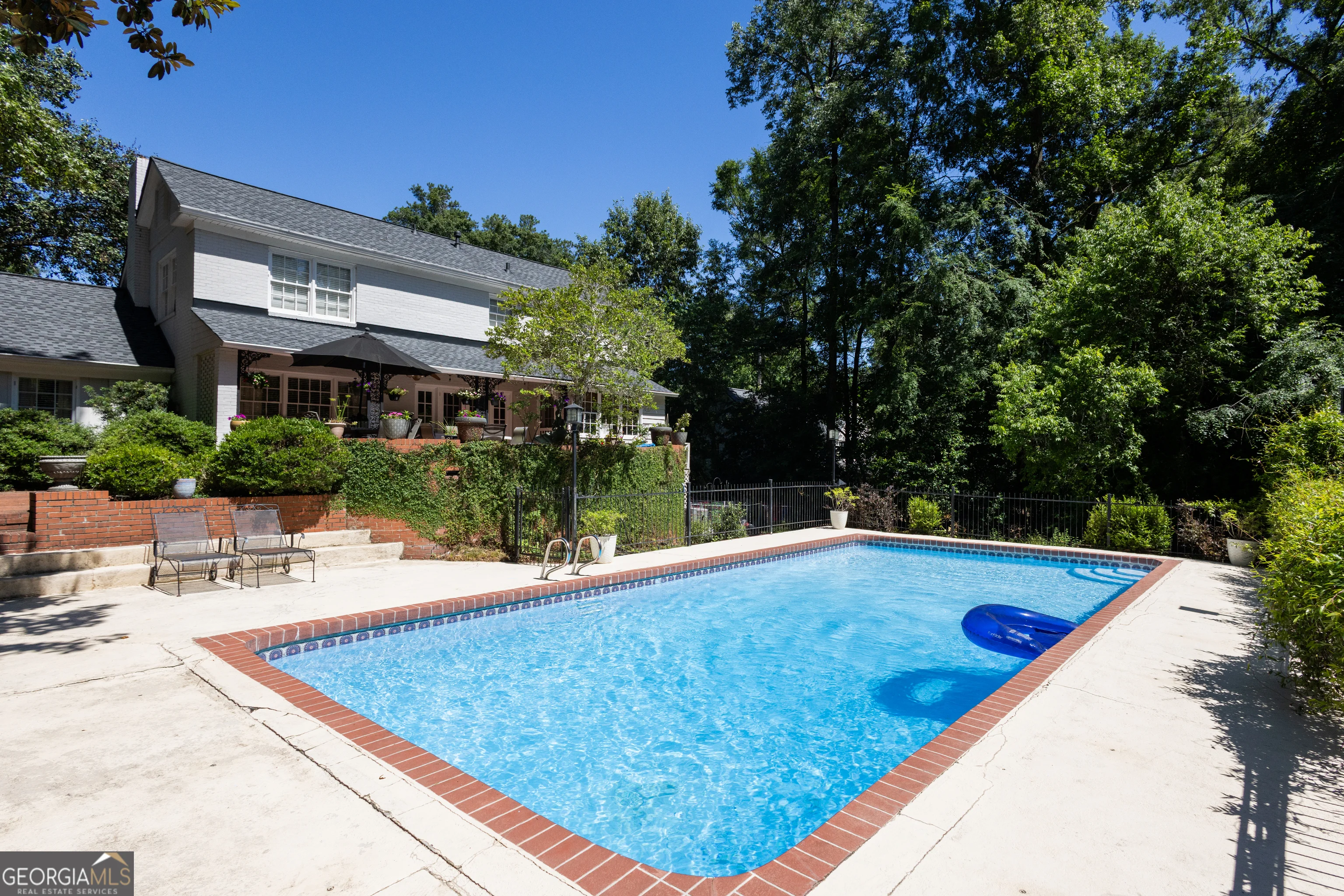 1424 Waverland Drive