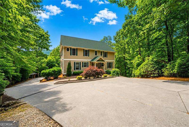 2110 Monument RD