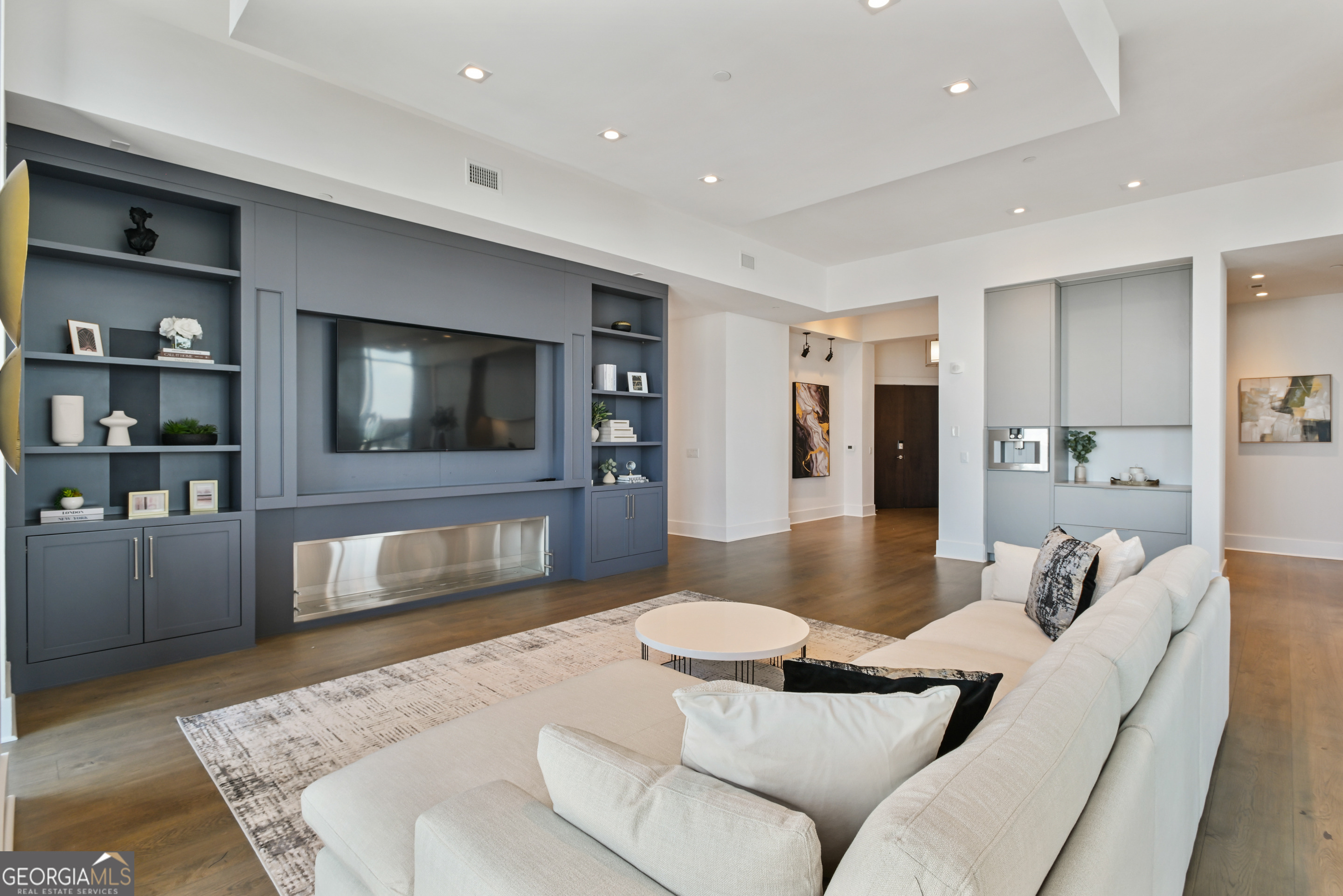 The Charles - Residential