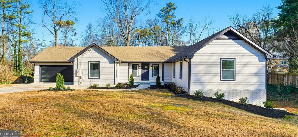 Photo of 1715 Crestline Drive NE, Atlanta, GA 30345 (MLS # 10683147)