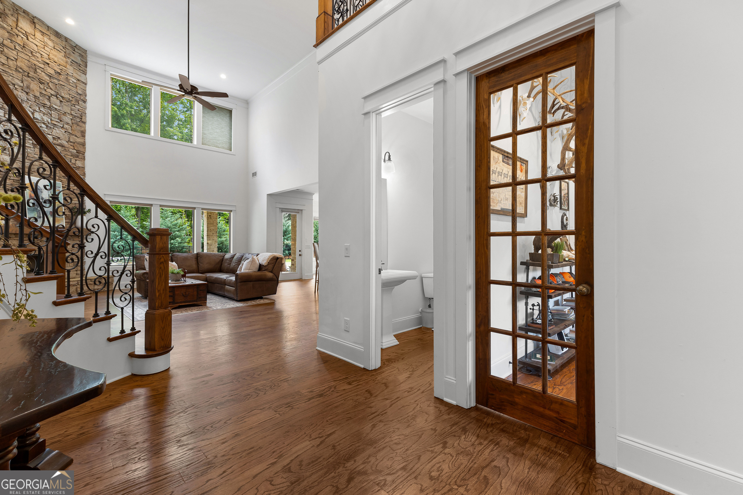 Tyrone, Georgia 30290, United States, 5 Bedrooms Bedrooms, ,5 BathroomsBathrooms,Residential,Pending,151123