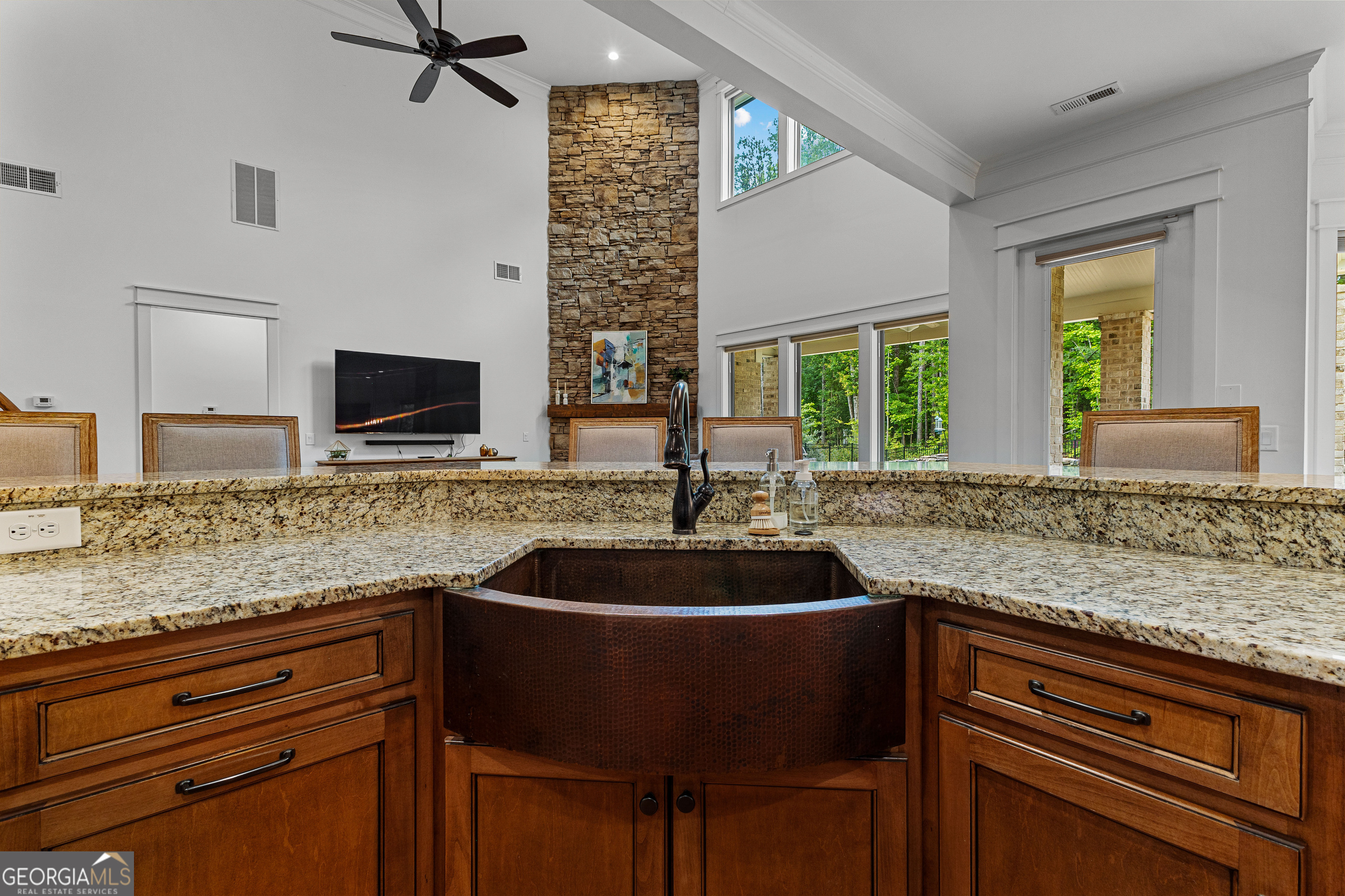 Tyrone, Georgia 30290, United States, 5 Bedrooms Bedrooms, ,5 BathroomsBathrooms,Residential,Pending,151123