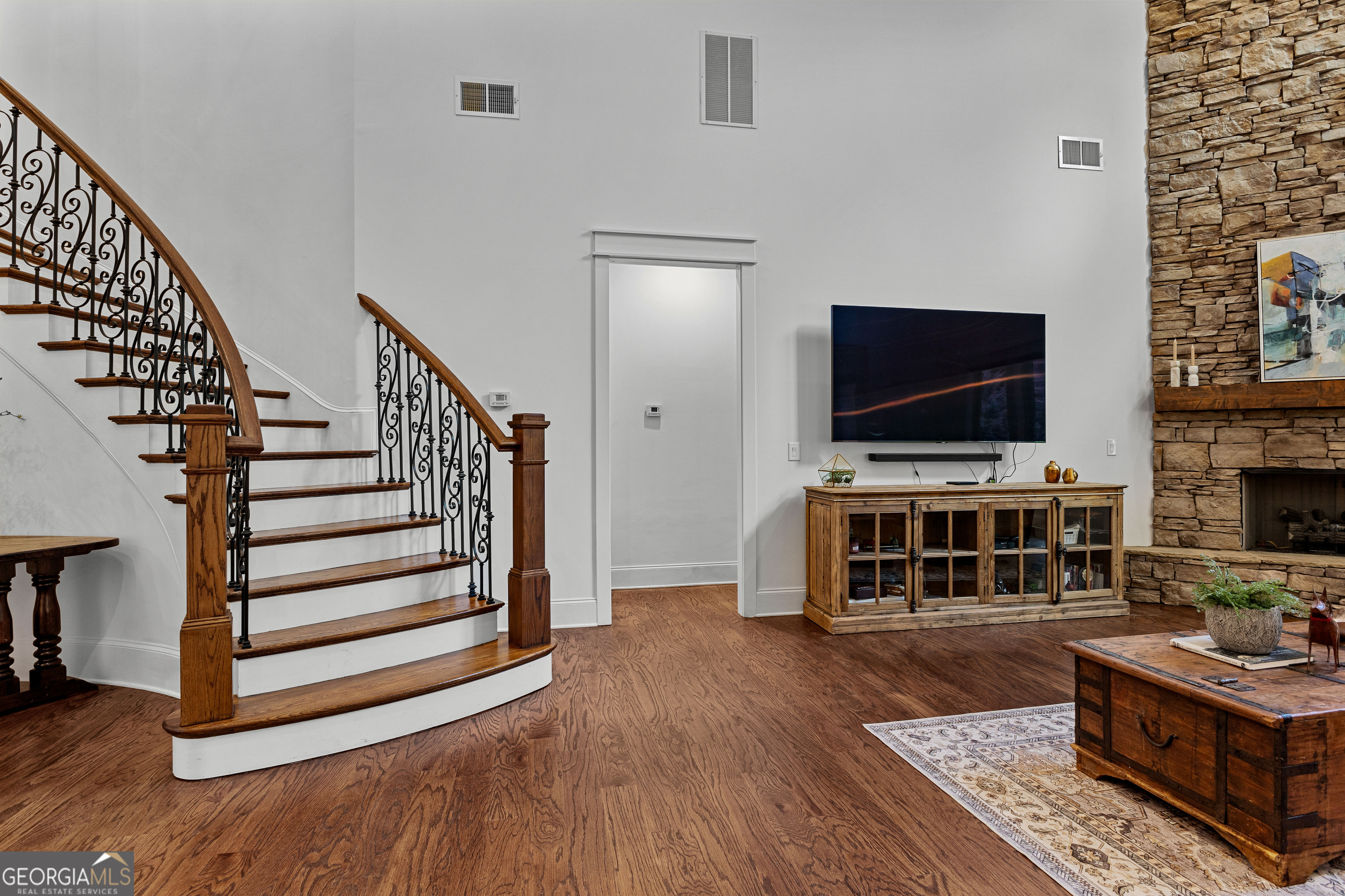 Tyrone, Georgia 30290, United States, 5 Bedrooms Bedrooms, ,5 BathroomsBathrooms,Residential,Pending,151123