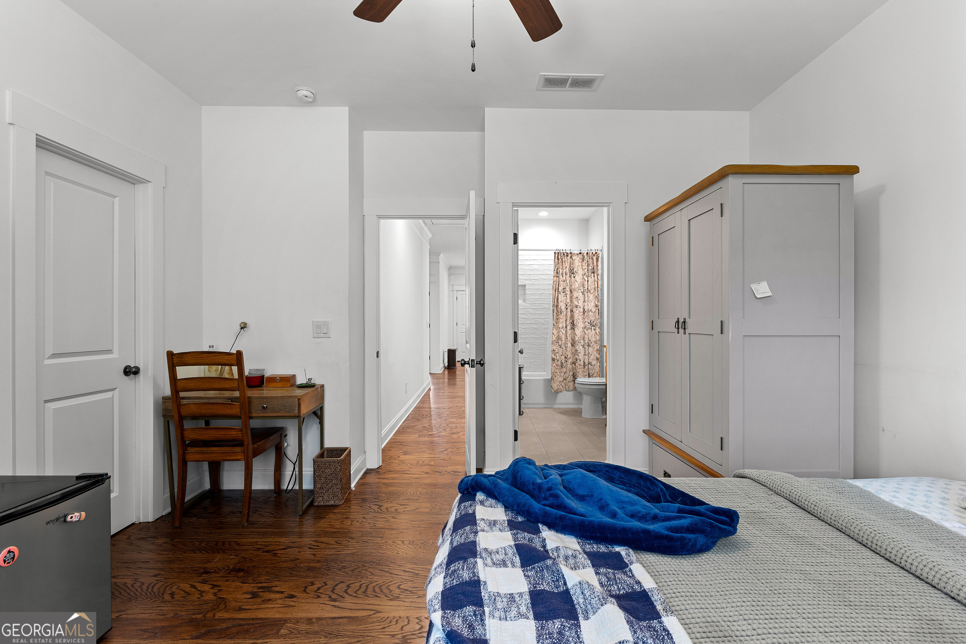 Tyrone, Georgia 30290, United States, 5 Bedrooms Bedrooms, ,5 BathroomsBathrooms,Residential,Pending,151123