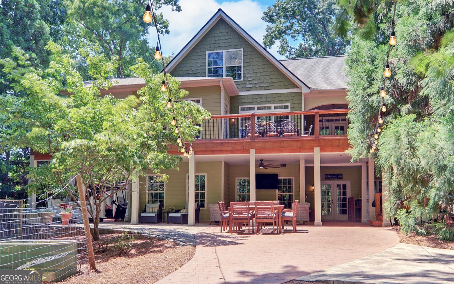 819 Tranquility LN