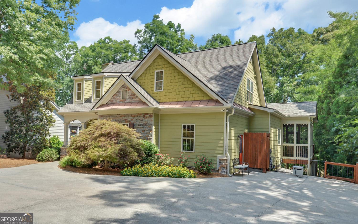 819 Tranquility LN
