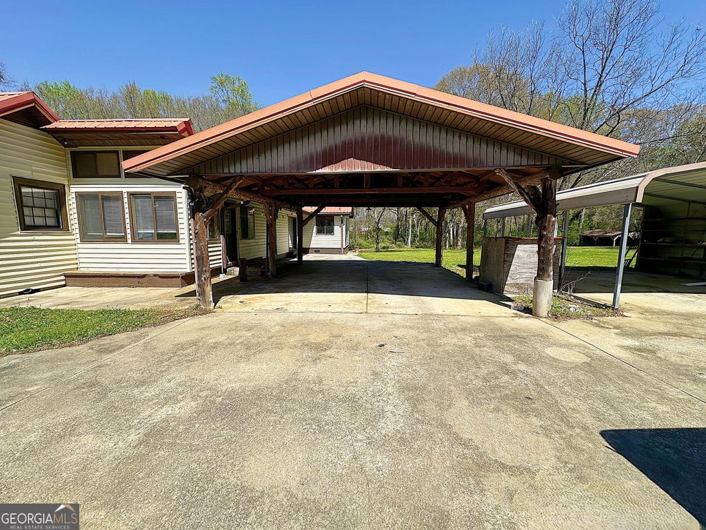 Photo of 129 Mallory Drive, Lagrange, GA 30241 (MLS # 10712225)