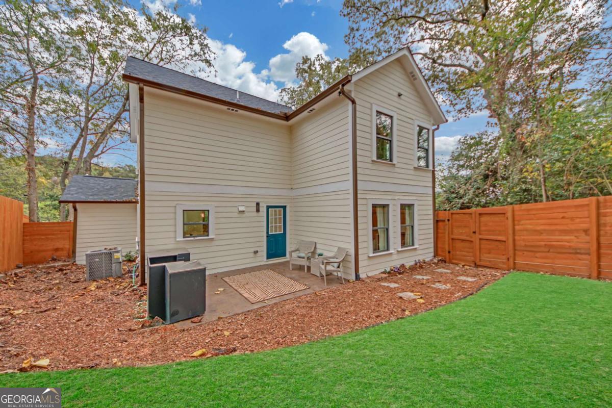 3637 Elm ST