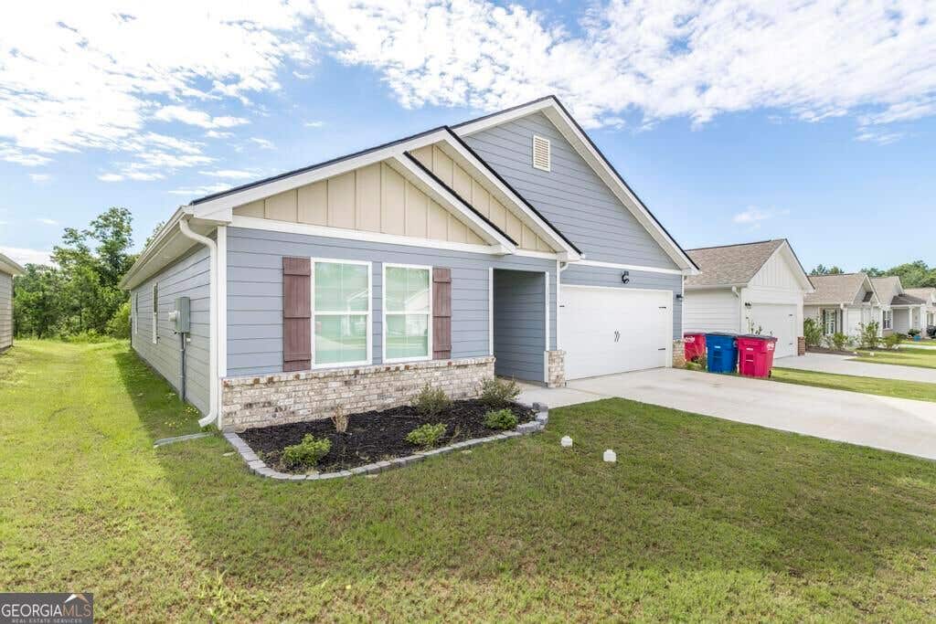 Photo of 182 Lochwolde Drive, Macon, GA 31220 (MLS # 10824713)