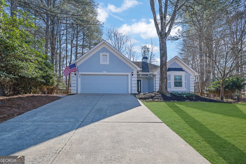 Photo of 4002 Bent Willow Lane, Woodstock, GA 30189 (MLS # 10682601)