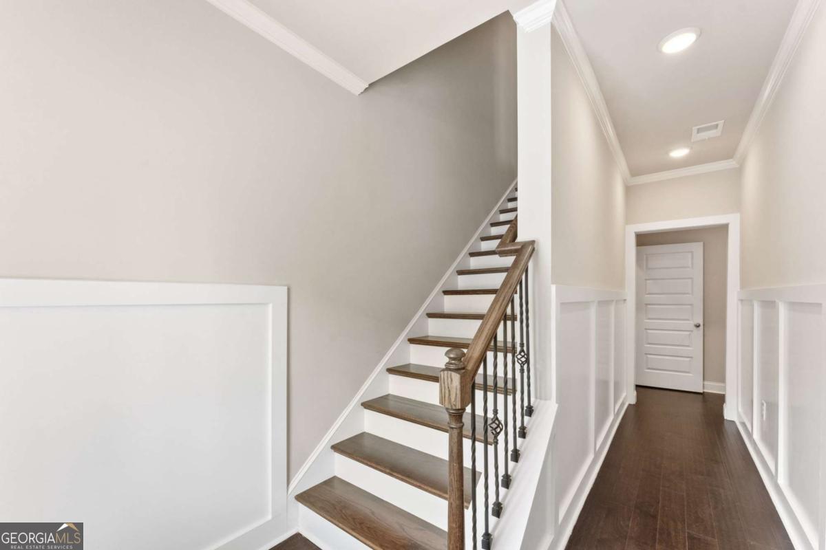 2020 Manor Pointe DR 19