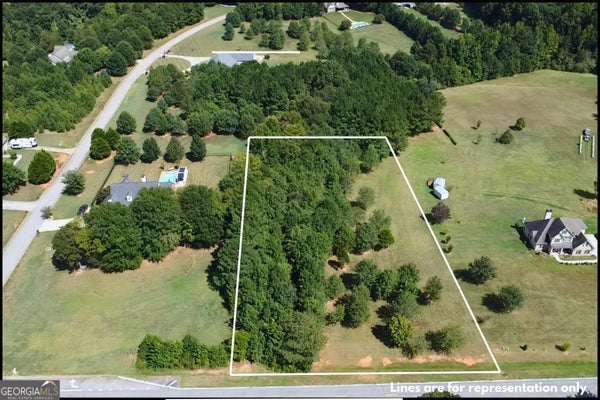 215 SIDNEY DR, GRIFFIN, GA 30223 - Image f801fd6e51ed44c6fed4ece8ef4a4b36/2092851794