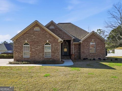 Photo of 203 Brianna Boulevard NE, Calhoun, GA 30701 (MLS # 10680896)