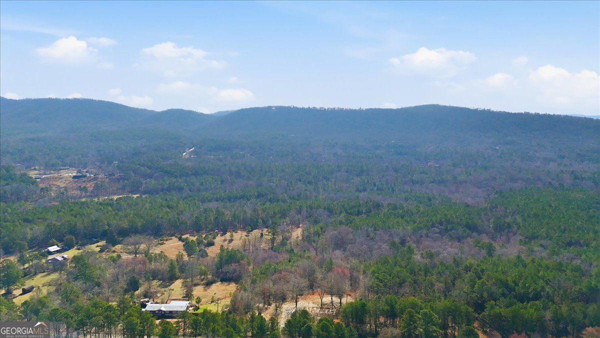 1861 Burnett Ferry RD SW