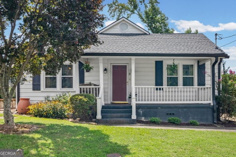 Photo of 8 6th Street, Newnan, GA 30263 (MLS # 10826817)