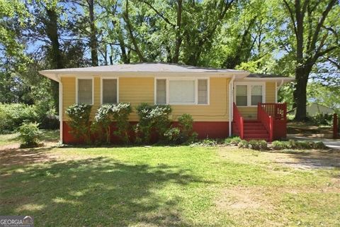 Photo of 2421 Spring Garden Drive SW, Atlanta, GA 30315 (MLS # 10734809)