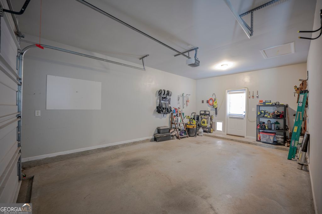listing image 44