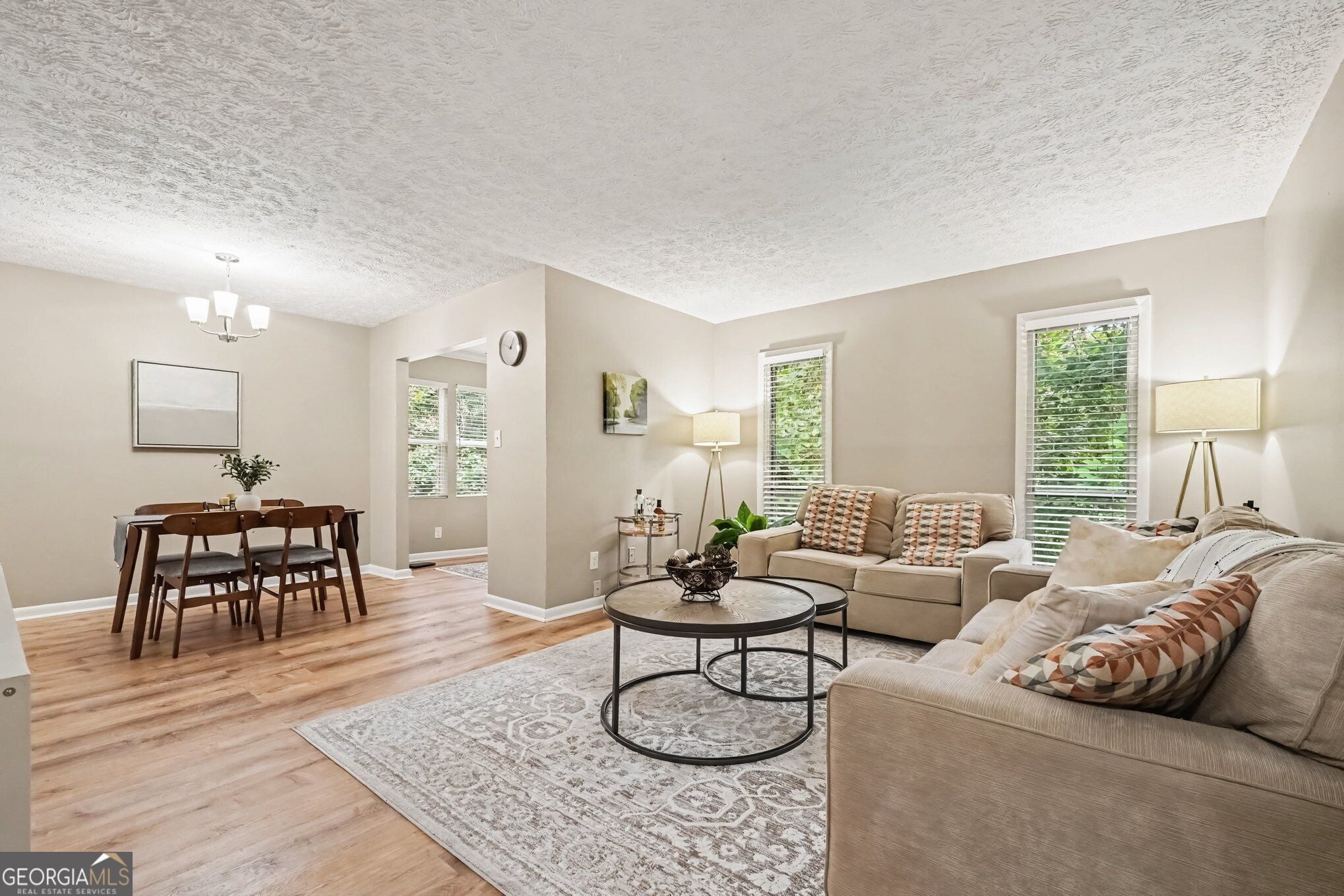 5157 Roswell RD 8