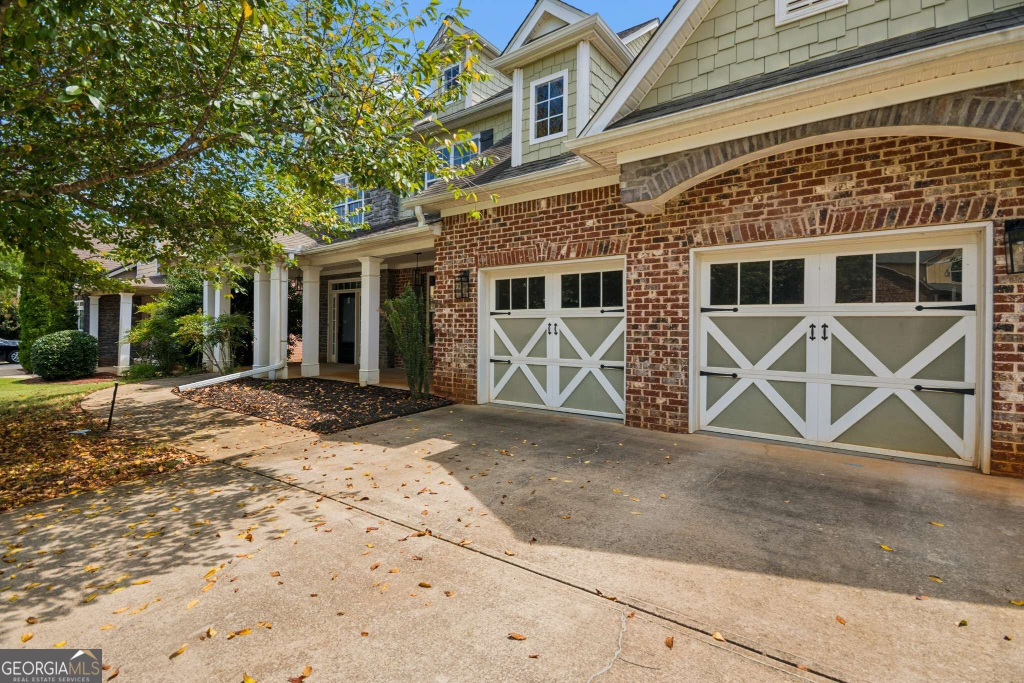 3138 Alhambra CIR
