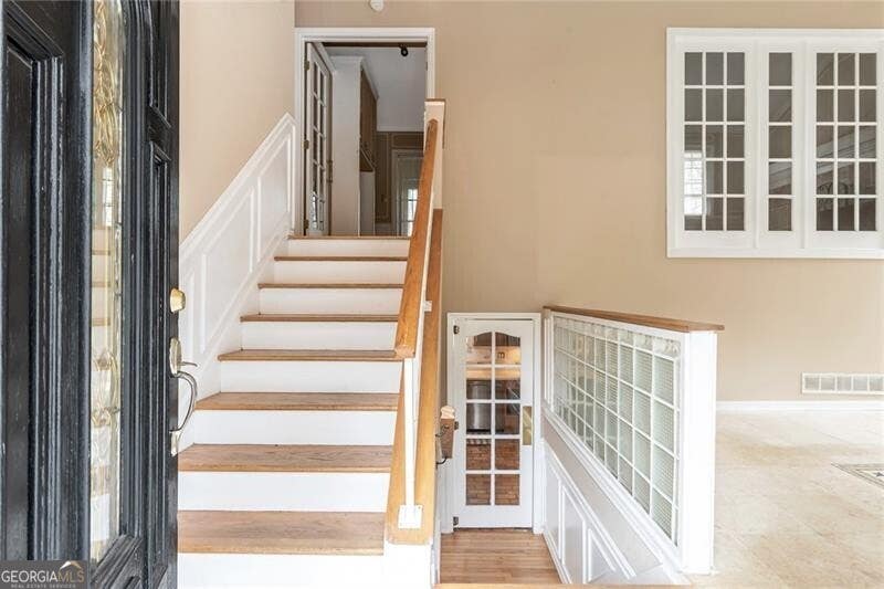 Photo of 131 Arrowood Lane, Alpharetta, GA 30009 (MLS # 10822700)