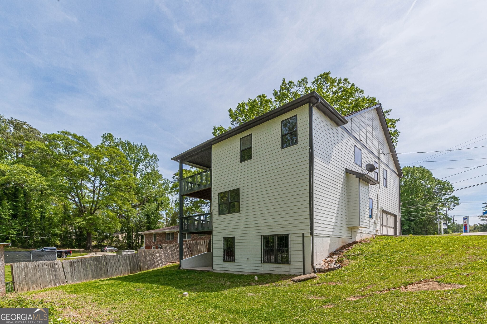 Atlanta, Georgia 30316, United States, 3 Bedrooms Bedrooms, ,3 BathroomsBathrooms,Residential,Pending,52902